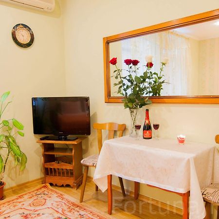 Fortuna Hotel Chişinǎu Buitenkant foto