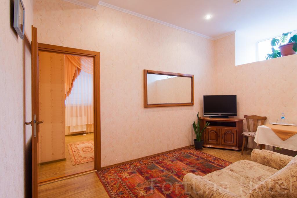 Fortuna Hotel Chişinǎu Buitenkant foto