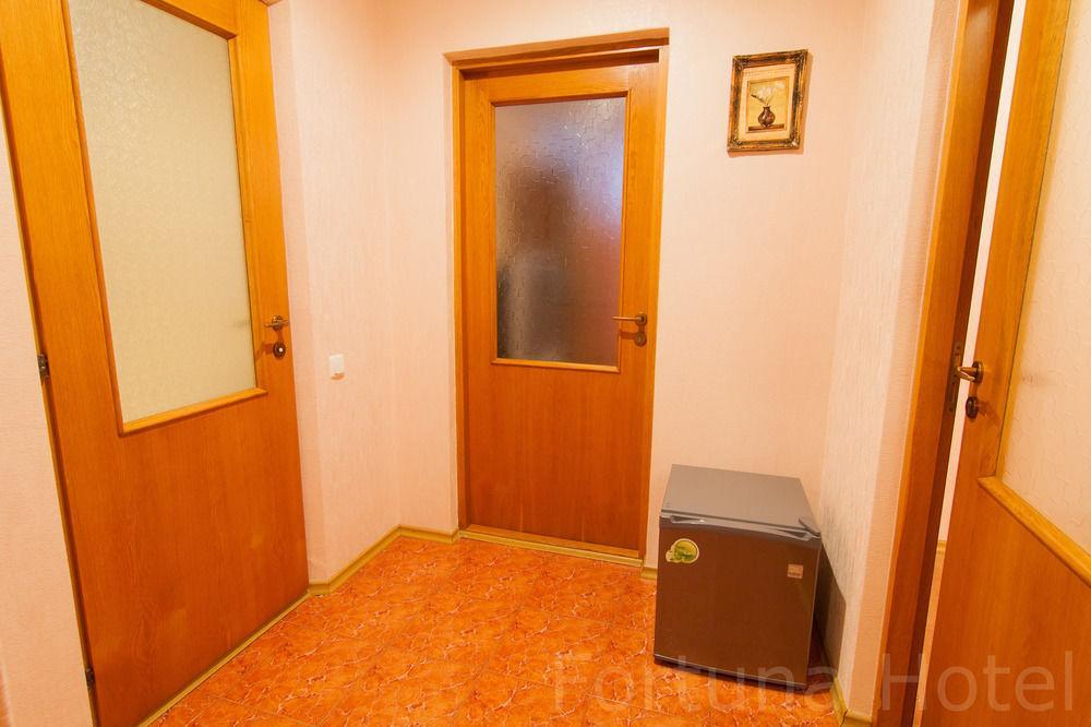 Fortuna Hotel Chişinǎu Buitenkant foto
