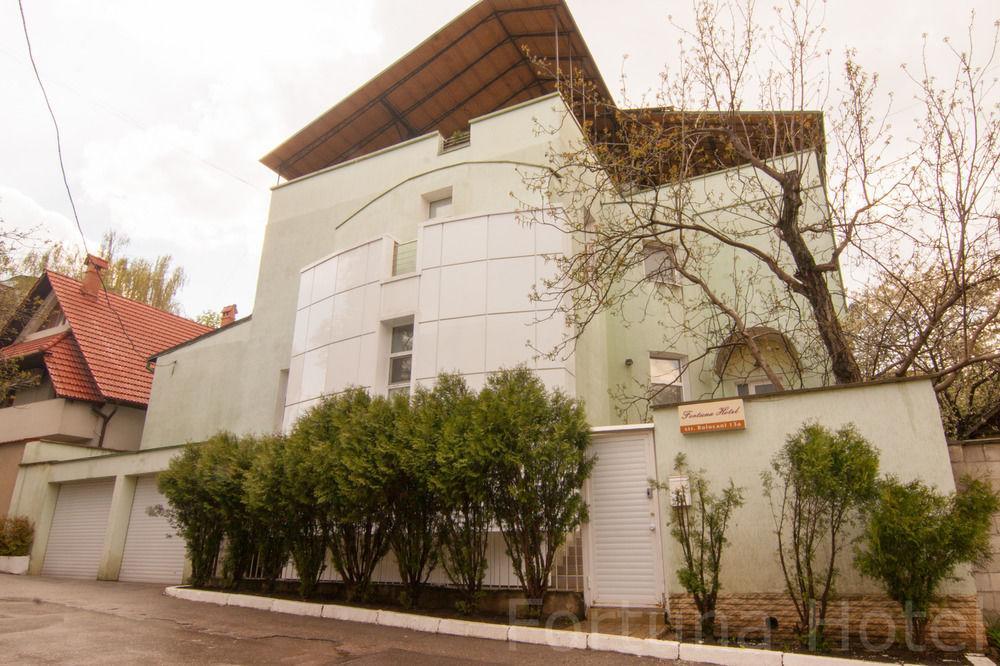 Fortuna Hotel Chişinǎu Buitenkant foto