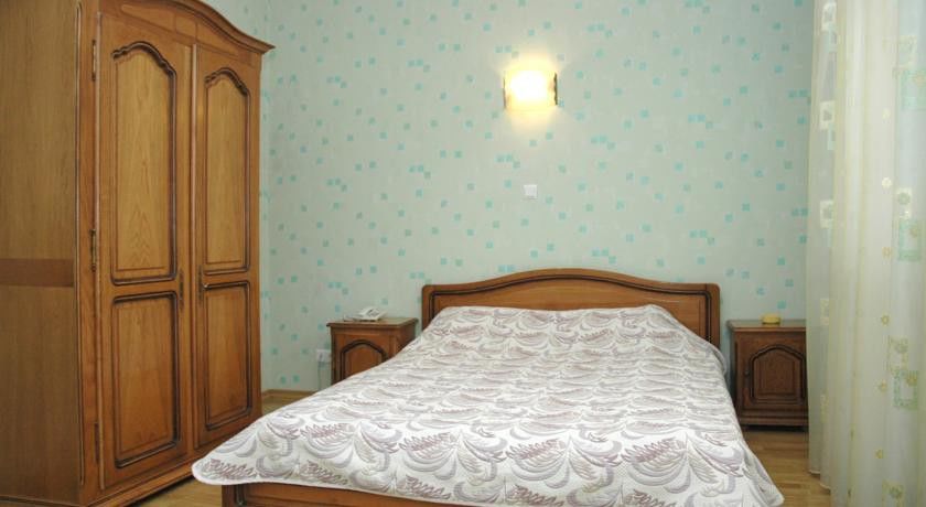 Fortuna Hotel Chişinǎu Buitenkant foto
