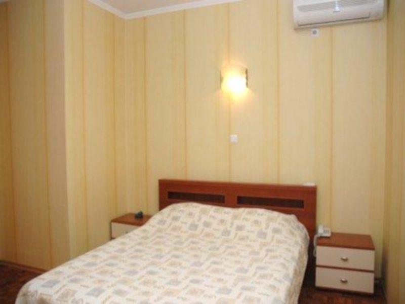Fortuna Hotel Chişinǎu Buitenkant foto