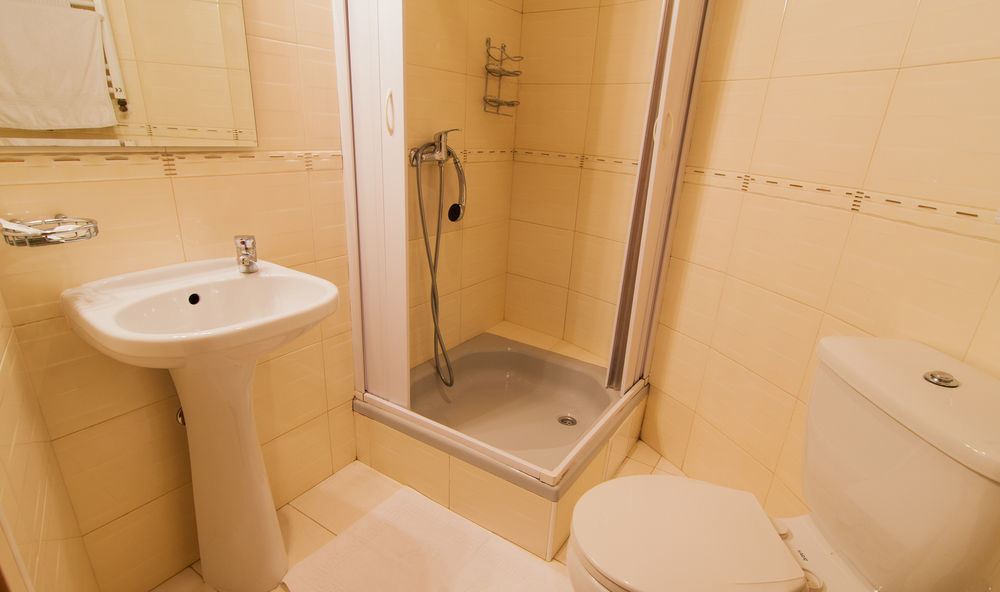 Fortuna Hotel Chişinǎu Buitenkant foto